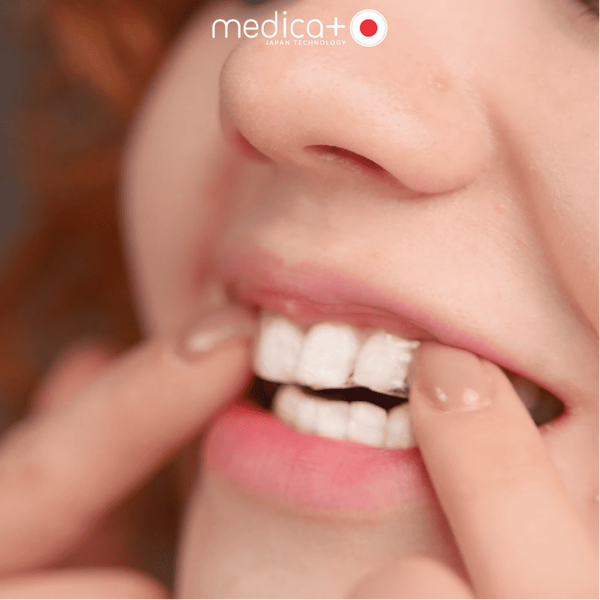Відбілювальні смужки Medica+ 3DWhite Strips MD-51002 фото