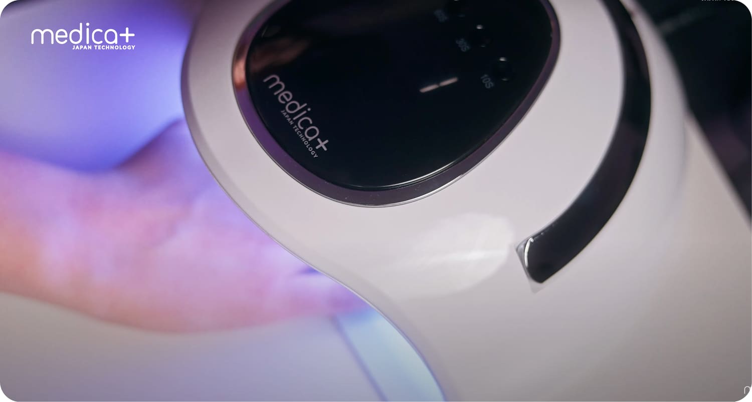 Лампа для манікюру Medica+ NailControl 10 LED + UV 146W